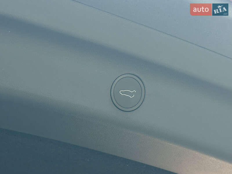 Внедорожник / Кроссовер Tesla Model Y 2024 в Киеве фото 38 Внедорожник / Кроссовер Tesla Model Y 2024 в Киеве