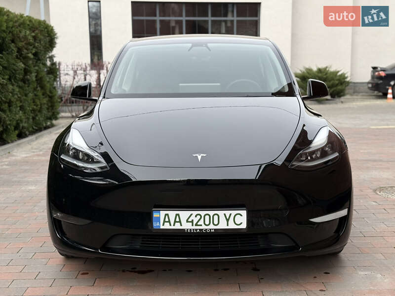 Позашляховик / Кросовер Tesla Model Y 2023 в Києві фото 6 Позашляховик / Кросовер Tesla Model Y 2023 в Києві
