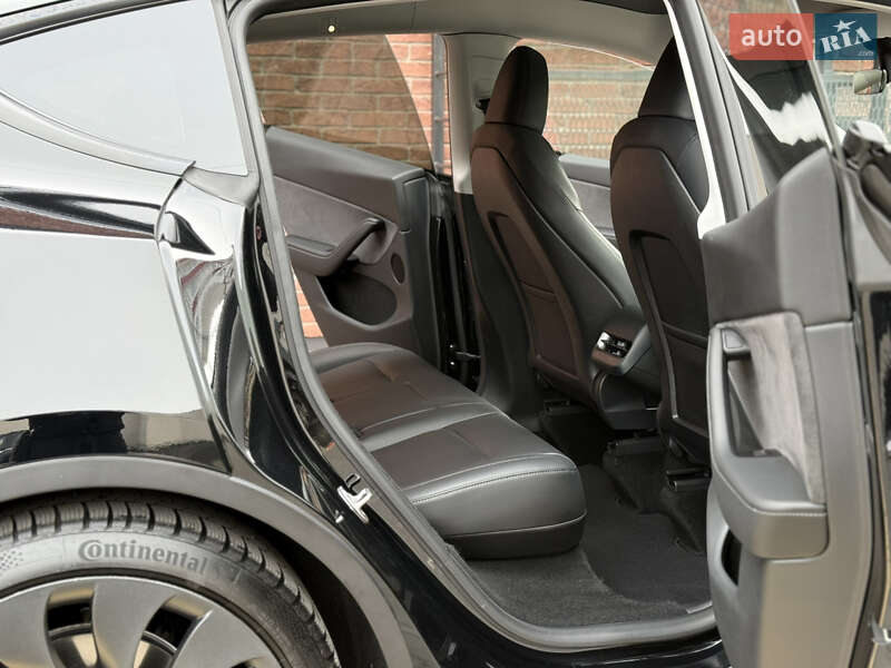 Позашляховик / Кросовер Tesla Model Y 2023 в Києві фото 48 Позашляховик / Кросовер Tesla Model Y 2023 в Києві