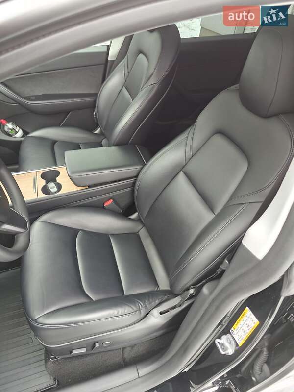 Позашляховик / Кросовер Tesla Model Y 2021 в Дніпрі фото 8 Позашляховик / Кросовер Tesla Model Y 2021 в Дніпрі