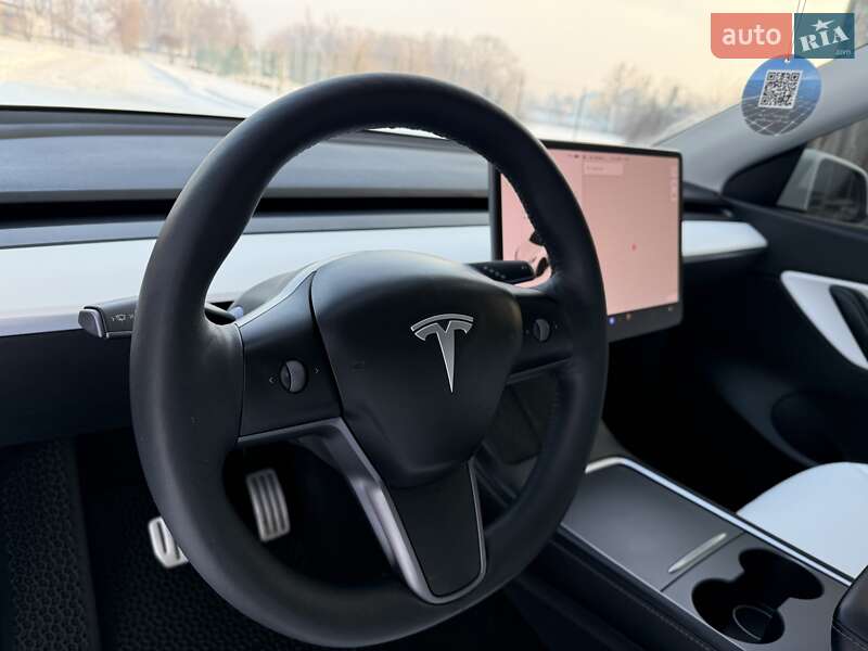 Позашляховик / Кросовер Tesla Model Y 2021 в Дніпрі