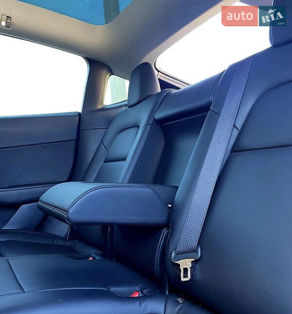 Внедорожник / Кроссовер Tesla Model Y 2020 в Киеве фото 3 Внедорожник / Кроссовер Tesla Model Y 2020 в Киеве