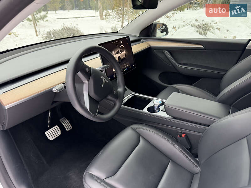 Позашляховик / Кросовер Tesla Model Y 2022 в Дніпрі фото 5 Позашляховик / Кросовер Tesla Model Y 2022 в Дніпрі