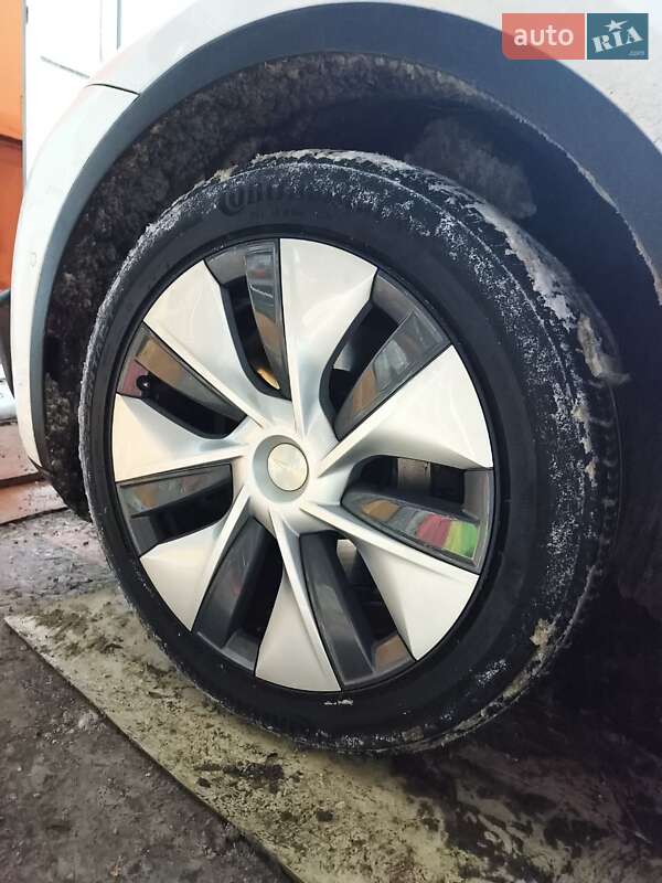 Позашляховик / Кросовер Tesla Model Y 2020 в Харкові фото 14 Позашляховик / Кросовер Tesla Model Y 2020 в Харкові