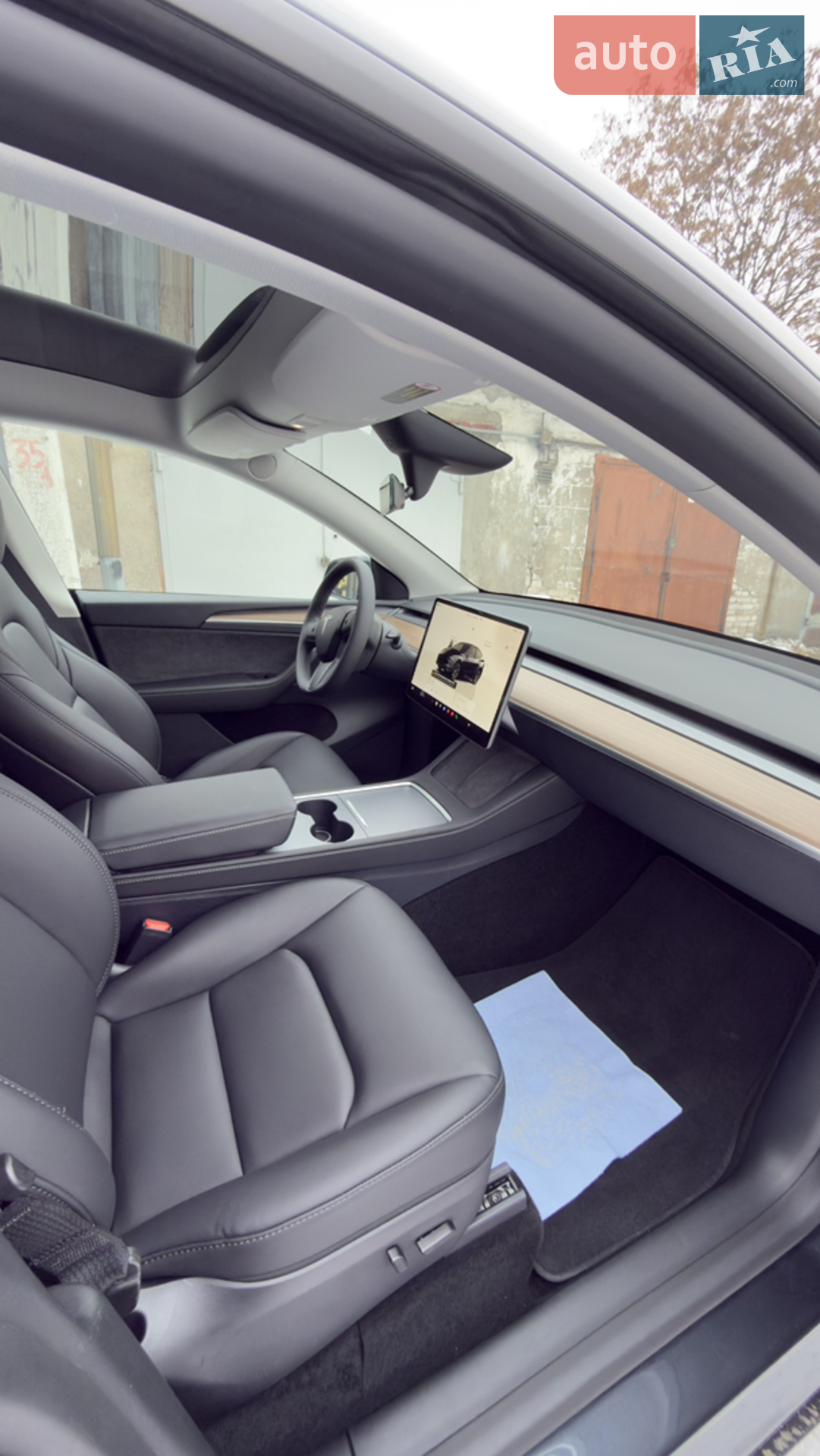 2024 Tesla Model Y - мініатюра 2