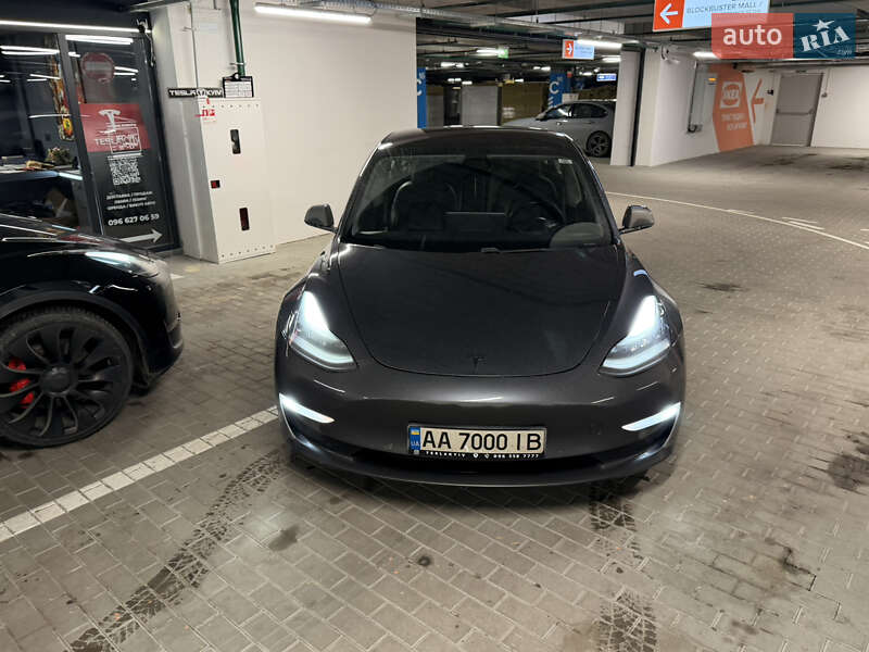 Внедорожник / Кроссовер Tesla Model Y 2019 в Киеве фото 3 Внедорожник / Кроссовер Tesla Model Y 2019 в Киеве