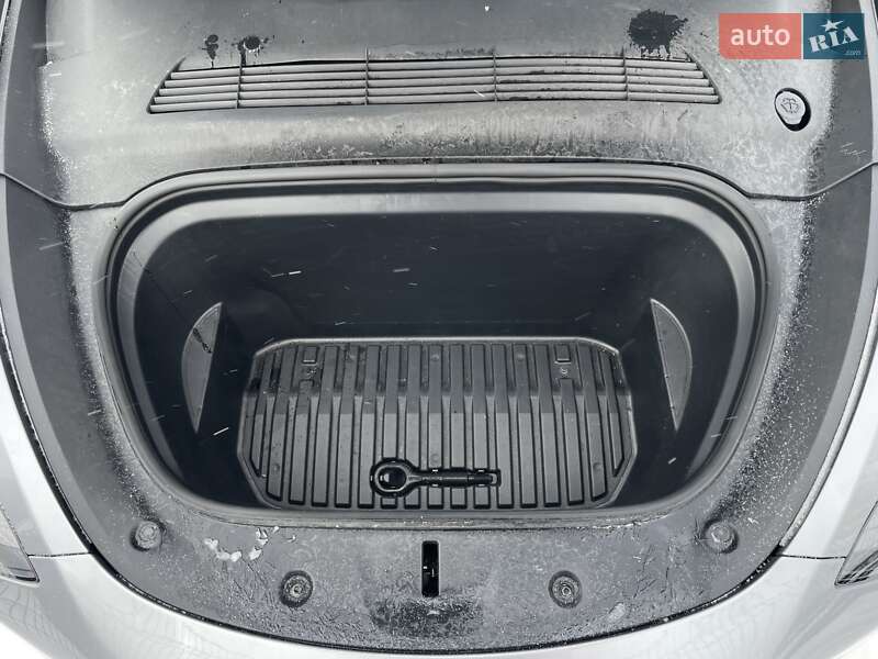 Внедорожник / Кроссовер Tesla Model Y 2024 в Бердичеве фото 66 Внедорожник / Кроссовер Tesla Model Y 2024 в Бердичеве