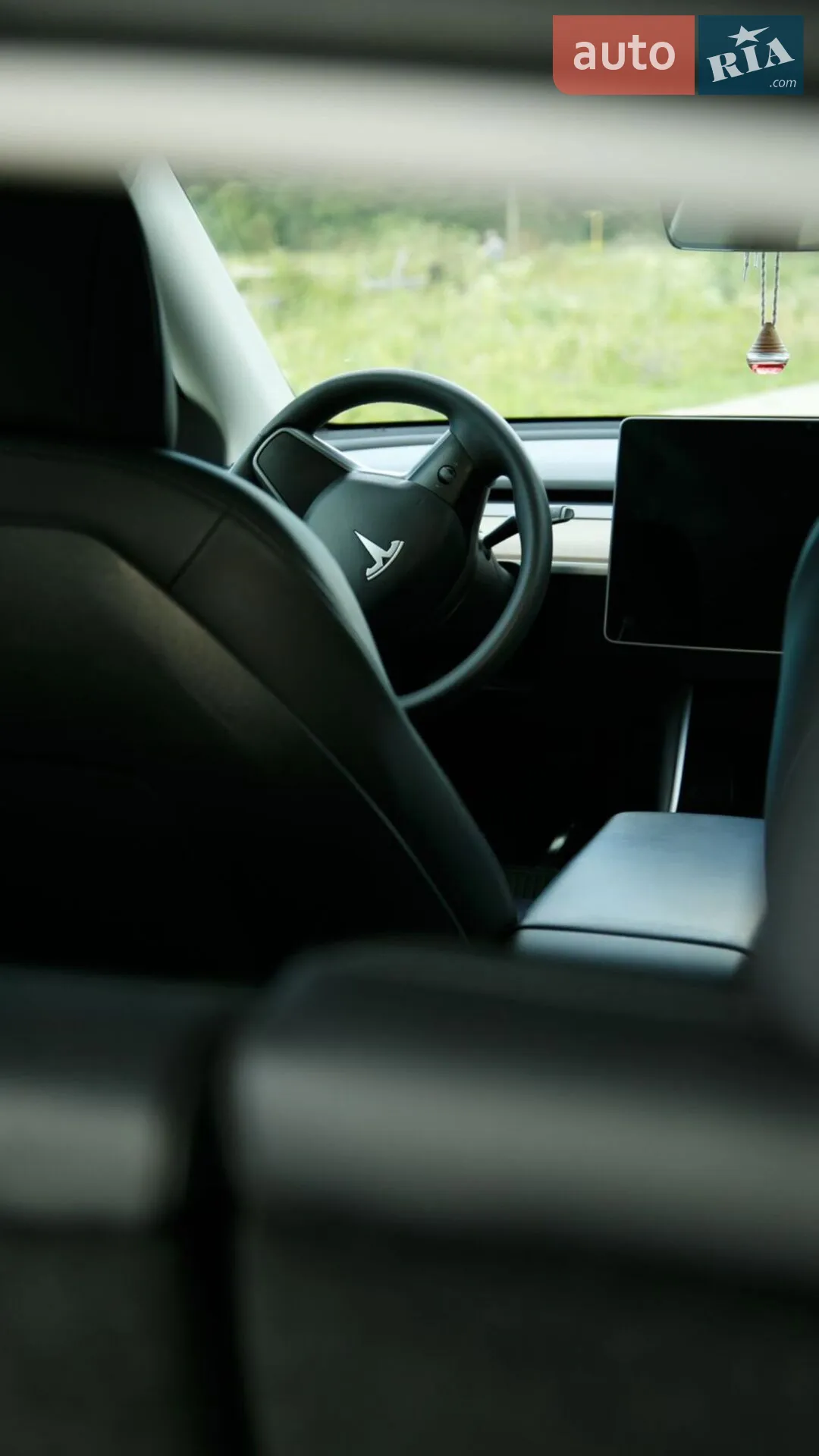 2020 Tesla Model Y - мініатюра 10