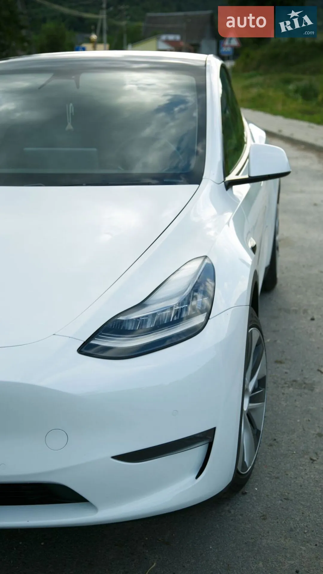 2020 Tesla Model Y - мініатюра 17