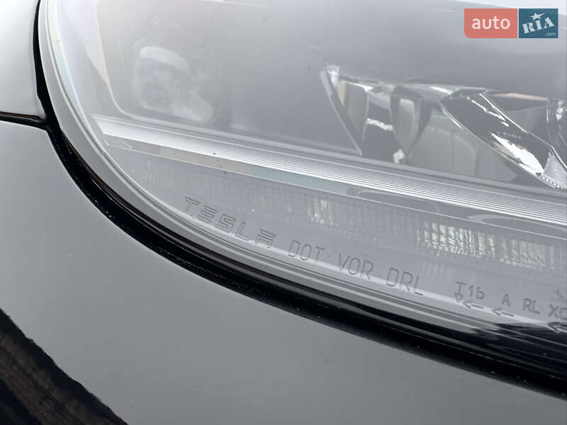 Позашляховик / Кросовер Tesla Model Y 2024 в Кривому Розі