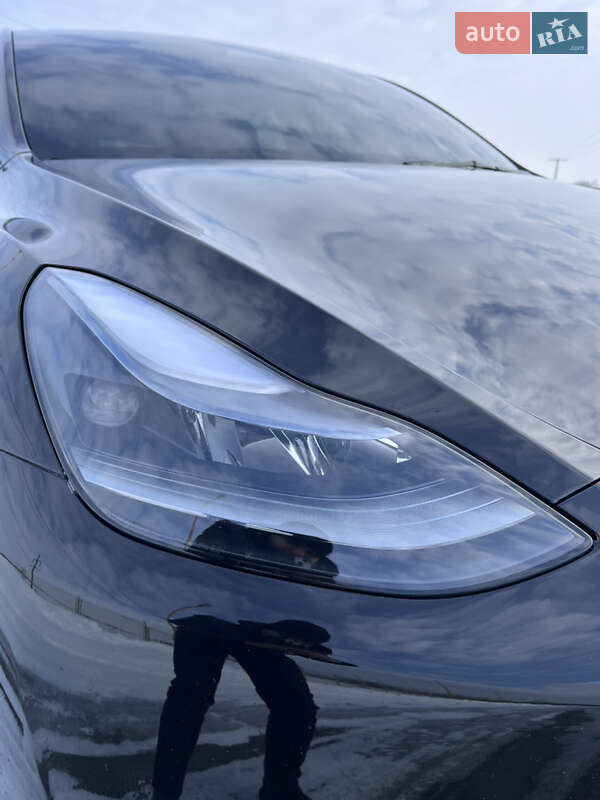 Позашляховик / Кросовер Tesla Model Y 2023 в Києві