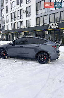 Позашляховик / Кросовер Tesla Model Y 2023 в Львові