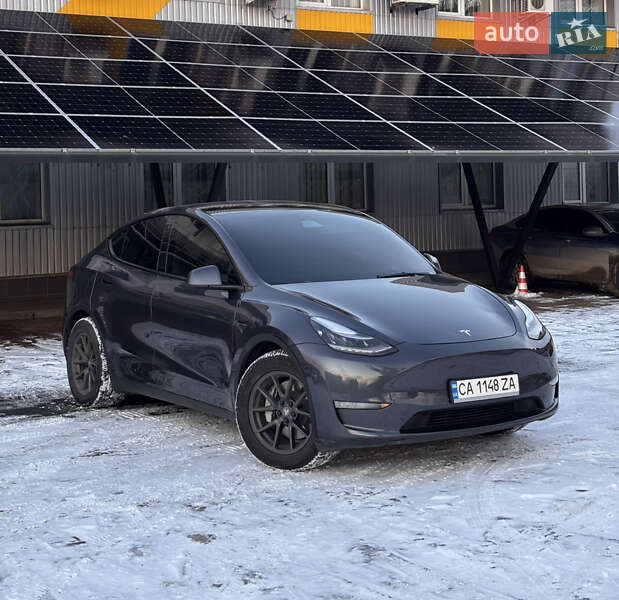 Позашляховик / Кросовер Tesla Model Y 2022 в Черкасах фото Позашляховик / Кросовер Tesla Model Y 2022 в Черкасах