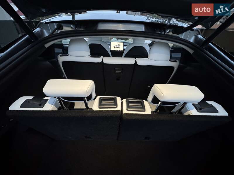 Позашляховик / Кросовер Tesla Model Y 2024 в Ужгороді фото 21 Позашляховик / Кросовер Tesla Model Y 2024 в Ужгороді