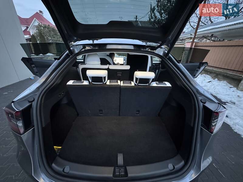 Позашляховик / Кросовер Tesla Model Y 2024 в Ужгороді фото 26 Позашляховик / Кросовер Tesla Model Y 2024 в Ужгороді