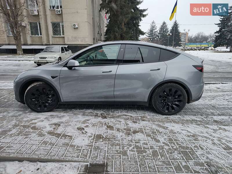 Позашляховик / Кросовер Tesla Model Y 2025 в Смілі