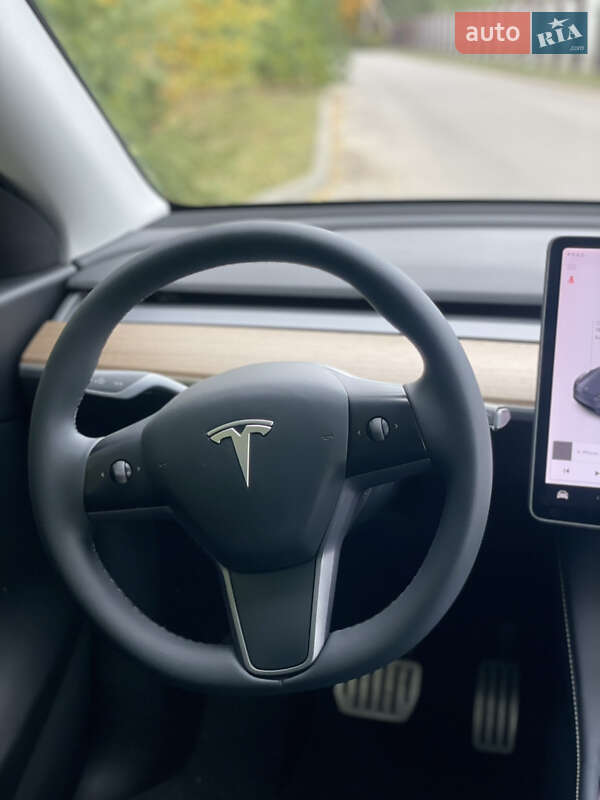 Внедорожник / Кроссовер Tesla Model Y 2020 в Луцке фото 18 Внедорожник / Кроссовер Tesla Model Y 2020 в Луцке