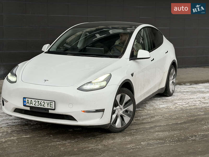 Позашляховик / Кросовер Tesla Model Y 2023 в Києві