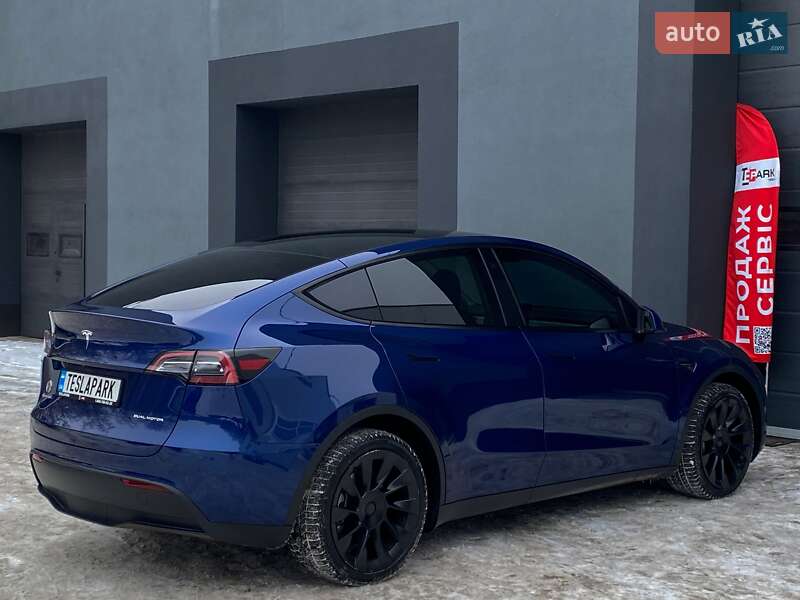 Позашляховик / Кросовер Tesla Model Y 2023 в Києві