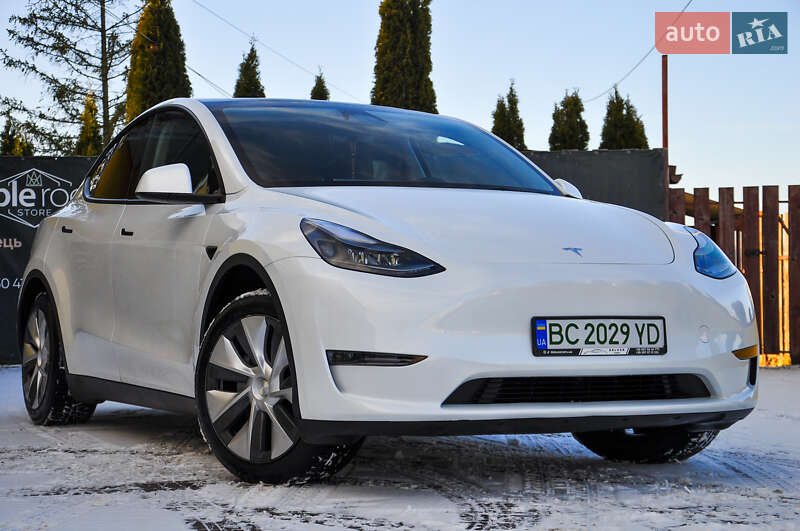 Позашляховик / Кросовер Tesla Model Y 2024 в Трускавці фото 7 Позашляховик / Кросовер Tesla Model Y 2024 в Трускавці