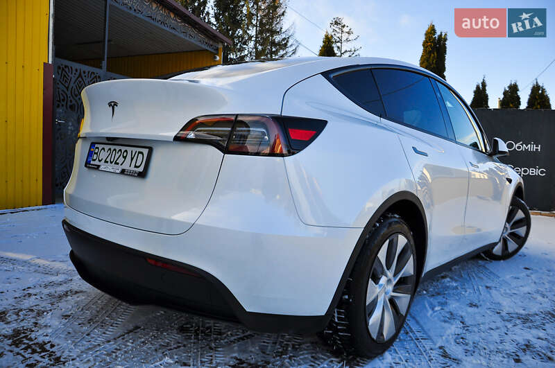 Позашляховик / Кросовер Tesla Model Y 2024 в Трускавці фото 21 Позашляховик / Кросовер Tesla Model Y 2024 в Трускавці