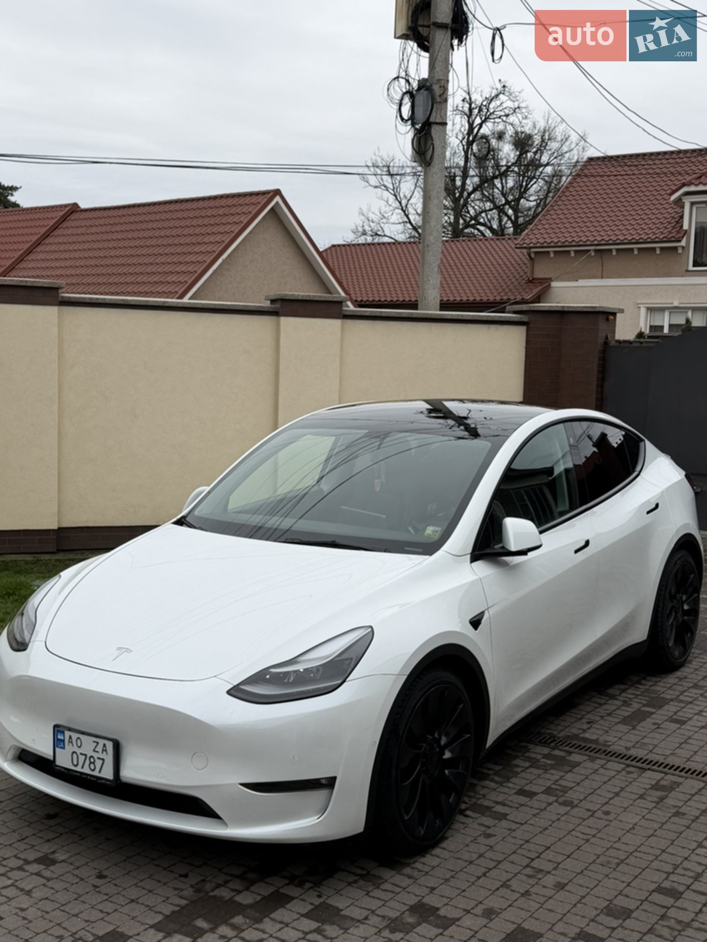2022 Tesla Model Y - мініатюра 3