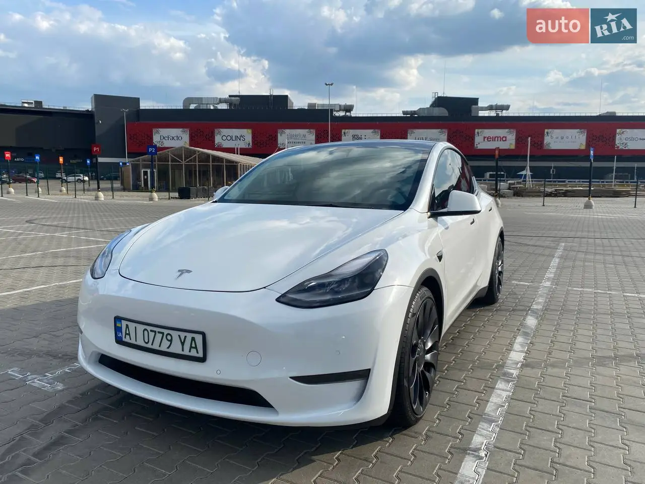2022 Tesla Model Y - мініатюра 3