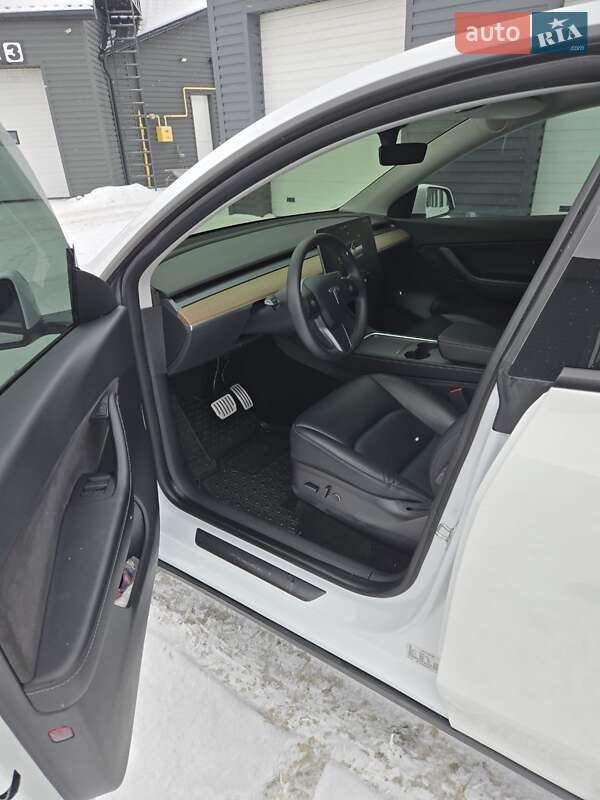 Внедорожник / Кроссовер Tesla Model Y 2022 в Белой Церкви