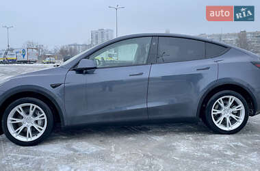Внедорожник / Кроссовер Tesla Model Y 2023 в Киеве