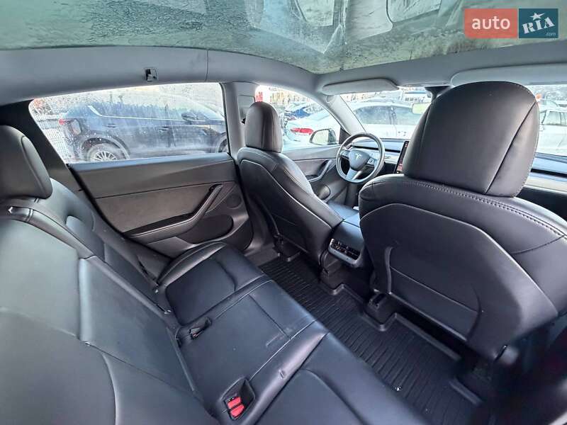 Внедорожник / Кроссовер Tesla Model Y 2020 в Луцке