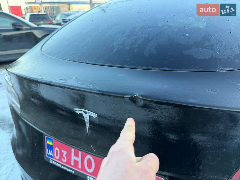 Внедорожник / Кроссовер Tesla Model Y 2020 в Луцке