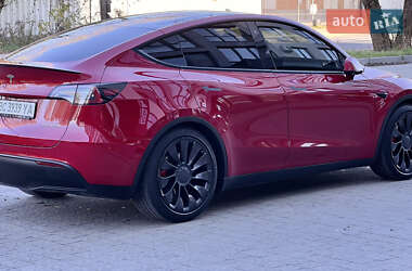 Позашляховик / Кросовер Tesla Model Y 2021 в Львові