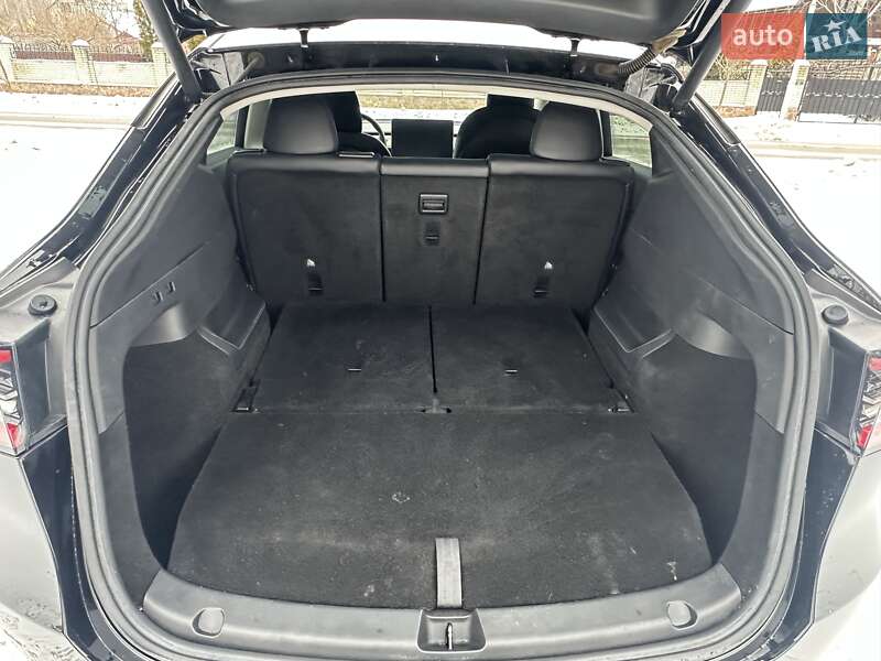 Внедорожник / Кроссовер Tesla Model Y 2021 в Киеве