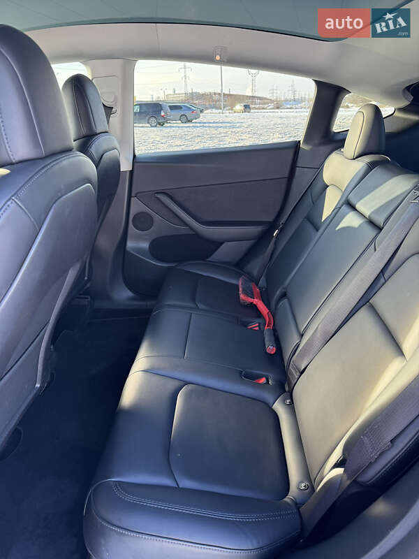 Позашляховик / Кросовер Tesla Model Y 2022 в Слобожанське