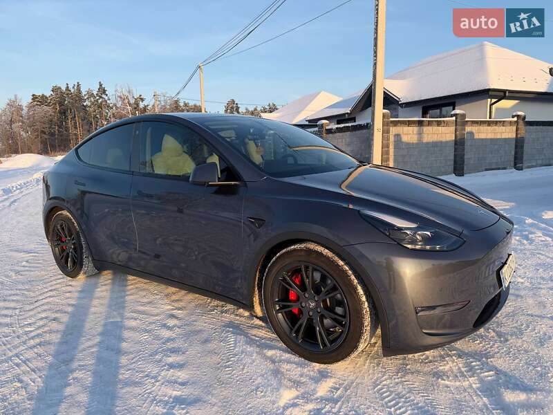 Tesla Model Y 2022