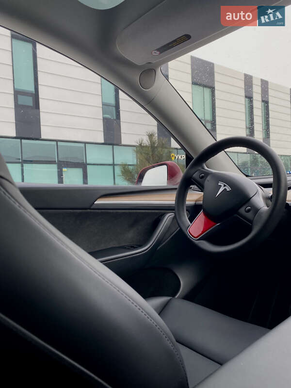 Позашляховик / Кросовер Tesla Model Y 2023 в Хмельницькому фото 8 Позашляховик / Кросовер Tesla Model Y 2023 в Хмельницькому