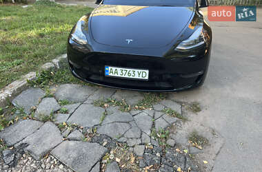 Внедорожник / Кроссовер Tesla Model Y 2021 в Киеве