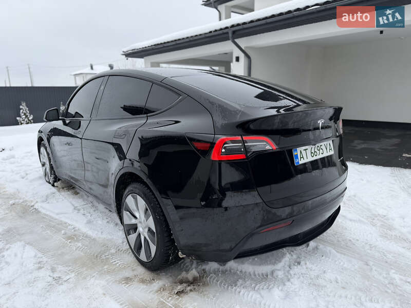 Позашляховик / Кросовер Tesla Model Y 2023 в Івано-Франківську фото 13 Позашляховик / Кросовер Tesla Model Y 2023 в Івано-Франківську