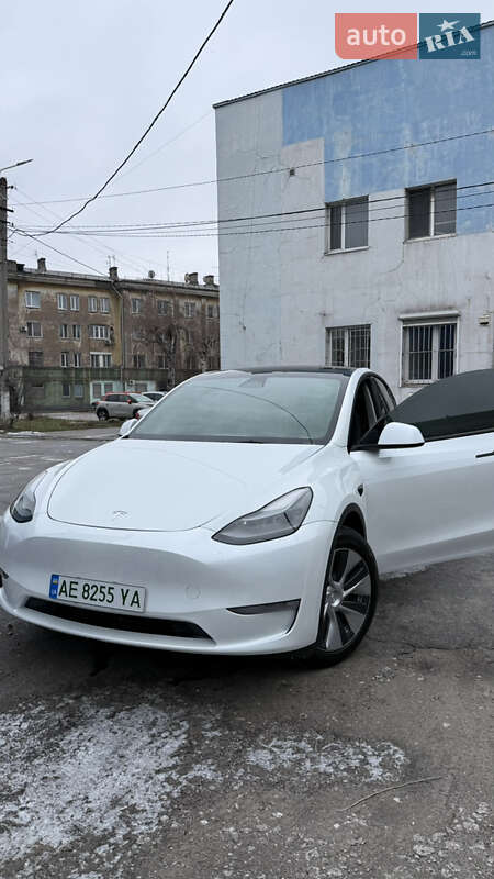 Позашляховик / Кросовер Tesla Model Y 2023 в Кам'янському фото 3 Позашляховик / Кросовер Tesla Model Y 2023 в Кам'янському