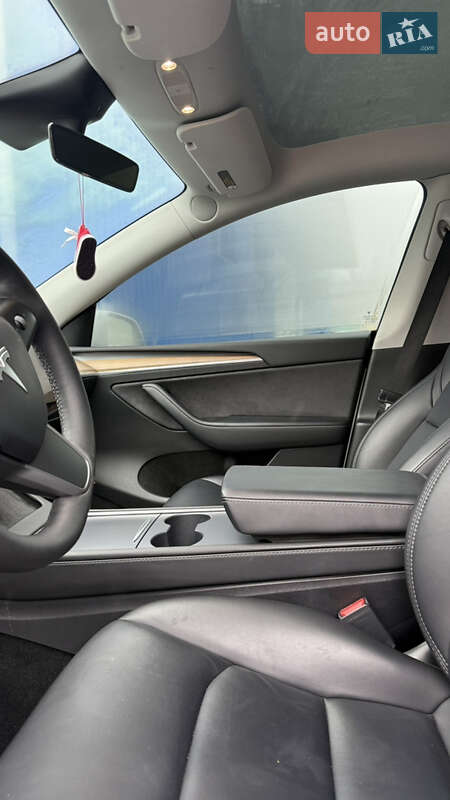 Позашляховик / Кросовер Tesla Model Y 2023 в Кам'янському фото 15 Позашляховик / Кросовер Tesla Model Y 2023 в Кам'янському