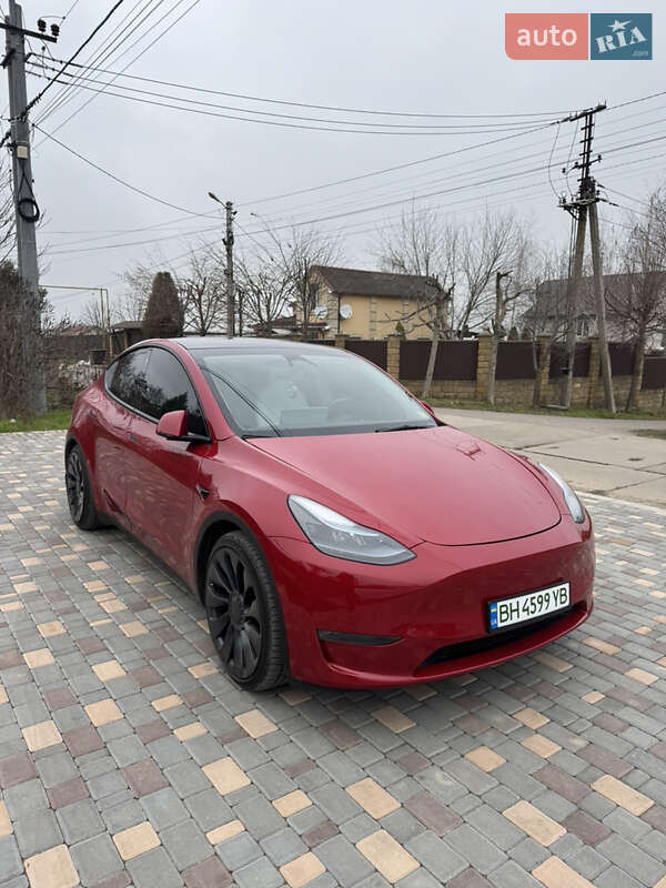 Позашляховик / Кросовер Tesla Model Y 2022 в Одесі фото 8 Позашляховик / Кросовер Tesla Model Y 2022 в Одесі