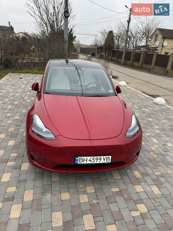 Позашляховик / Кросовер Tesla Model Y 2022 в Одесі фото 9 Позашляховик / Кросовер Tesla Model Y 2022 в Одесі