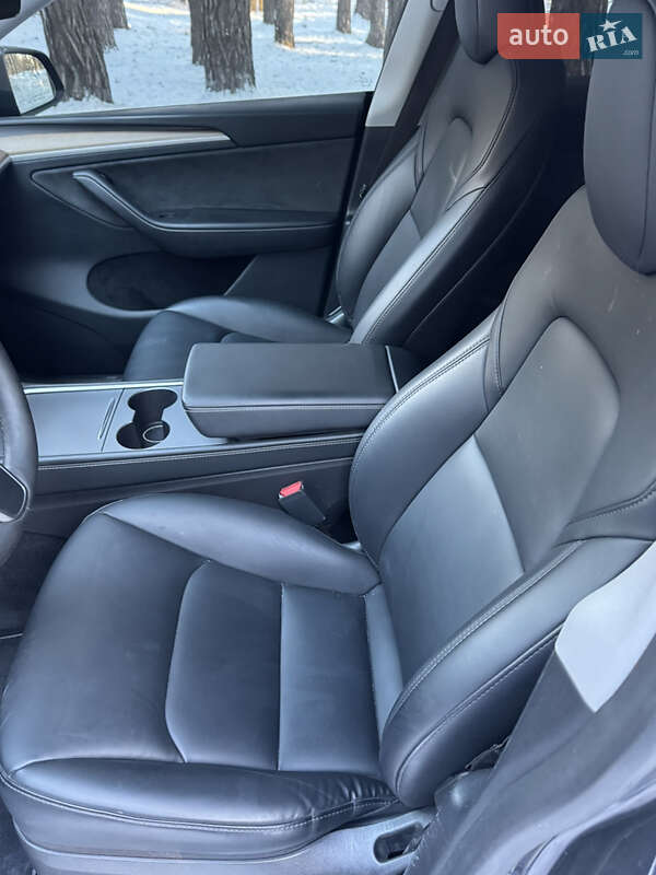 Внедорожник / Кроссовер Tesla Model Y 2023 в Василькове