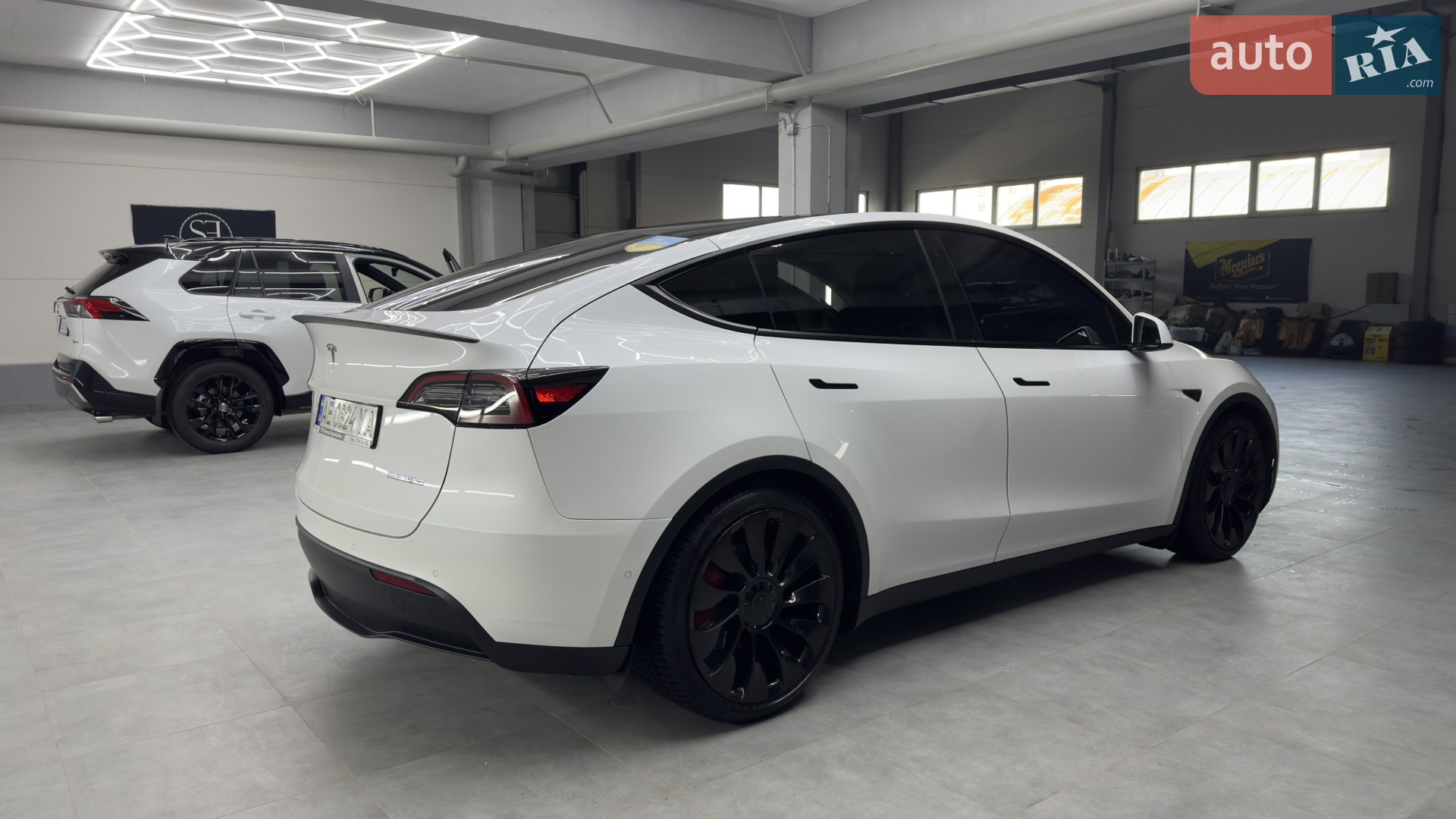 2022 Tesla Model Y - мініатюра 5