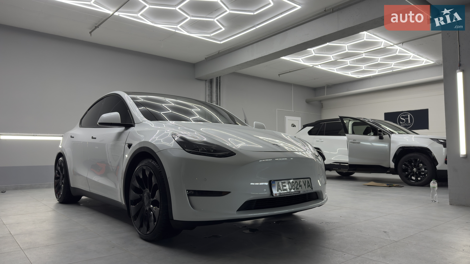 2022 Tesla Model Y - мініатюра 6