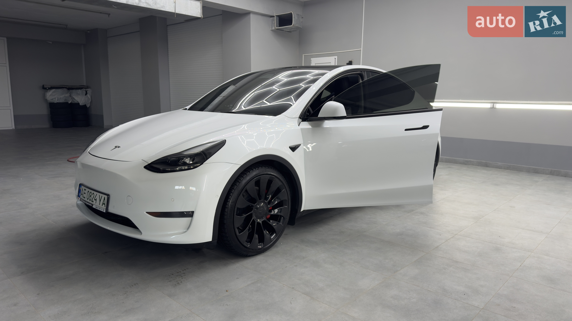 2022 Tesla Model Y - мініатюра 9