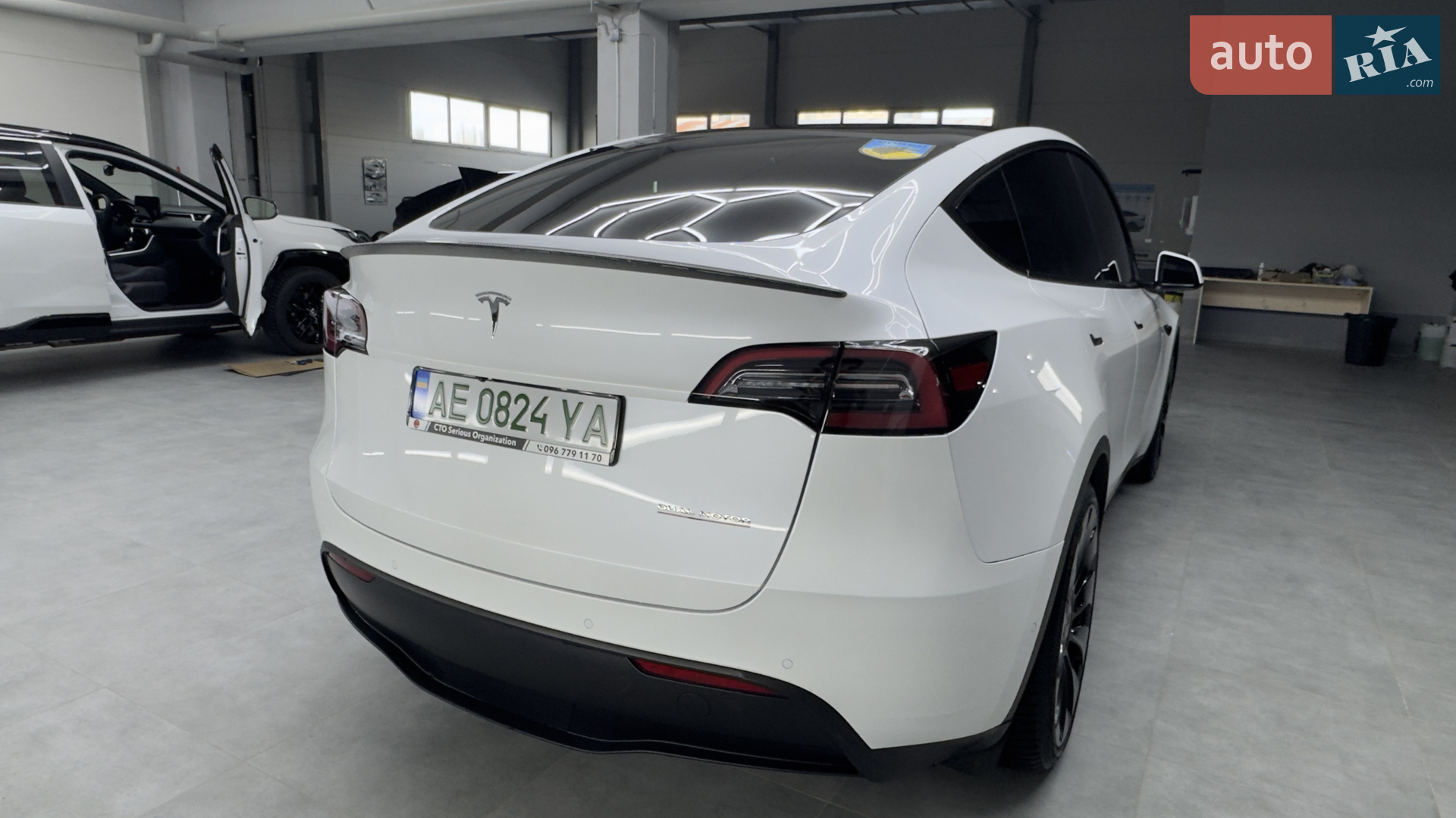 2022 Tesla Model Y - мініатюра 19