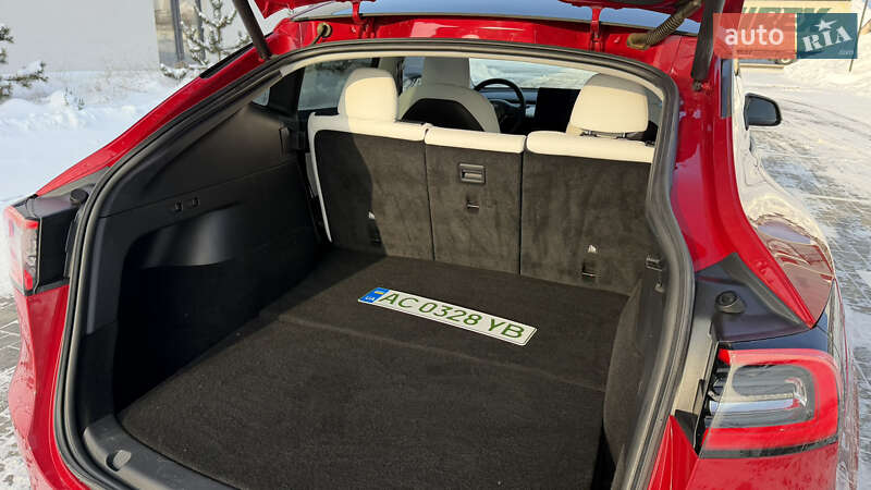 Позашляховик / Кросовер Tesla Model Y 2021 в Луцьку фото 37 Позашляховик / Кросовер Tesla Model Y 2021 в Луцьку