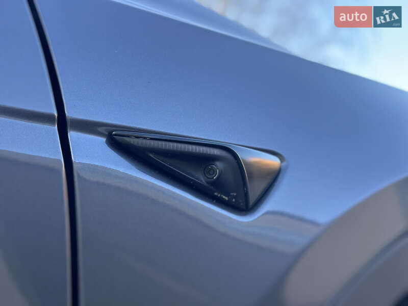 Позашляховик / Кросовер Tesla Model Y 2021 в Ковелі