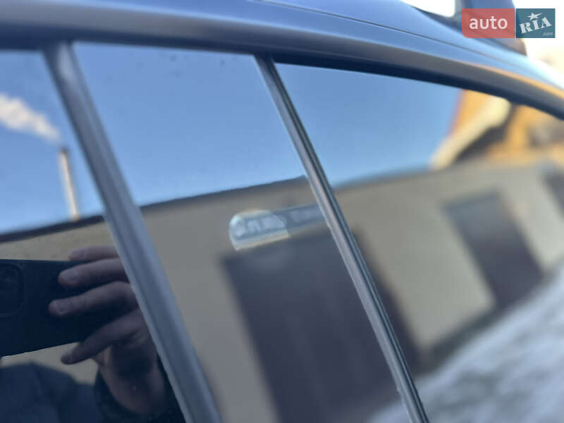 Позашляховик / Кросовер Tesla Model Y 2021 в Ковелі